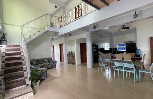 Talomo District Villa | Top-Rated Arviz Apartelle with Pool and Spa Amenities