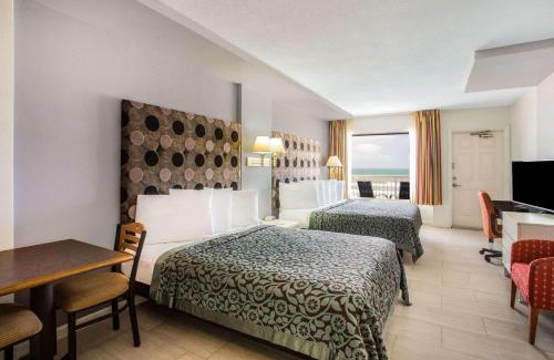 Ormond Beach Hotel | Discover Arya Blu Inn and Suites with Oceanfront Comfort