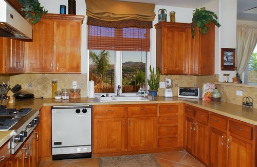Lake Las Vegas House | Private Pool Retreat with Hot Spa & High Guest Ratings
