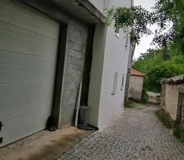 Sao Juliao de Palacios e Deilao House | Family-Friendly Retreat at As Três Irmãs Hotel