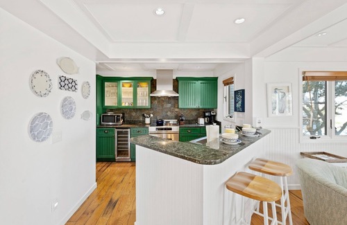 Bald Head Island Condo | Pet-Friendly Timbercreek Unit with Ocean View & Pool