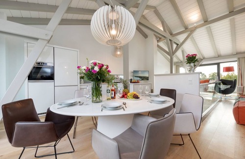 Waase House | Explore AS1D - Old Barn: Family-Friendly & Pet Welcoming