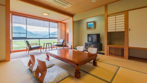 Kinosaki Onsen Hotel | Asagiriso: Guest Rated 9/10 with Spa and Hot Tub Access