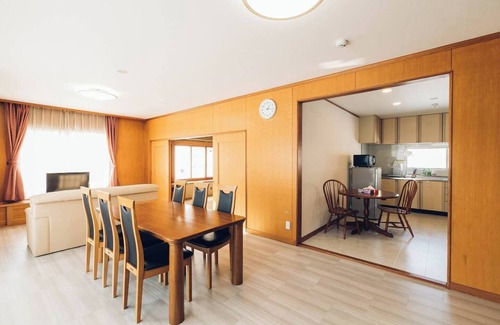 Asahikawa House | ASAHIKAWA Japanese very big house w/wifi and parking