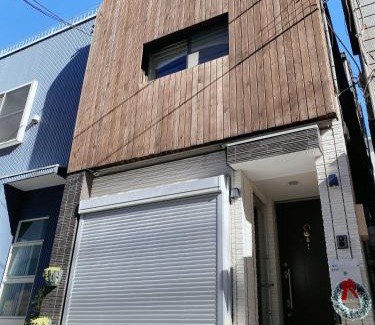 Kiyokawa Villa | Asakusa Inn: Comfortable House with Rooftop Balcony