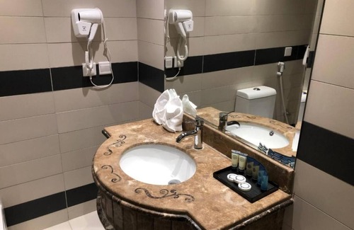 Khamis Mushait Hotel | Asal Hiraa Aparthotel Jeddah
