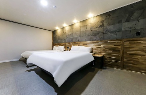 Asan Hotel | Eco-Friendly Retreat at Asan Time Oncheon Hotel