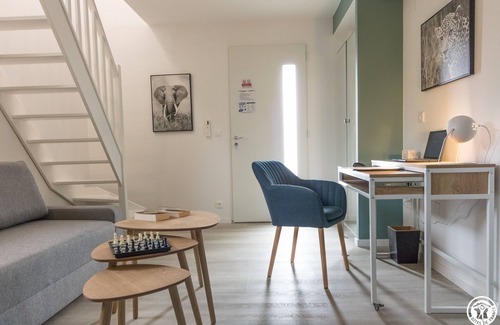 Cugnaux Apartment | Family-Friendly Asato Duplex with Breakfast & Pet Access