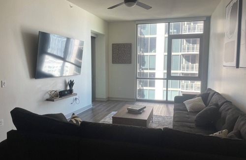 Dallas Design District Apartment | Ascent Victory Park Apartments Unit 1908