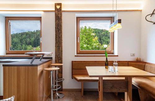 Collalbo Apartment | Exceptional Family Stay at Aschnerhof Auf'm Egg, Rated 9/10