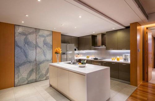 Dongzhimen Apartment | Elegant Ascott Raffles City Beijing with Pool & Breakfast