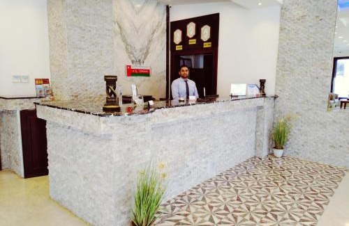 Al Ghubrah Ash Shamaliyyah Hotel | Comfortable Stay at Asfar Hotel Apartments with Kitchen & Breakfast
