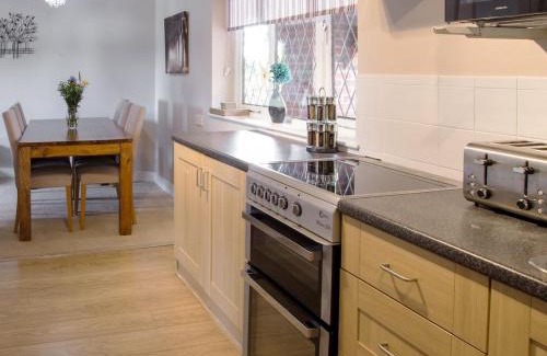 Skegness House | Ash Cottage E1224