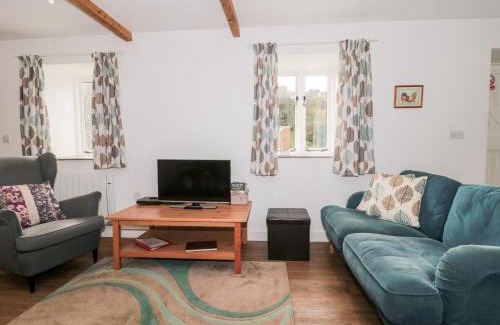 Vale of Glamorgan House | Experience Ash Tree Cottage: 4-Star Guest Rated Retreat