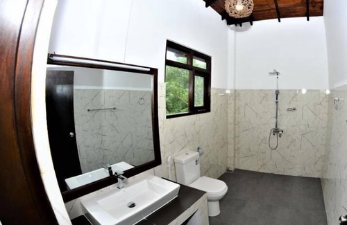 Rekawa Hotel | Ocean View Escape at Ashansa Lagoon Resort - Rated 10/10