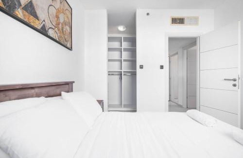 Ashdod Apartment | Family-Friendly Ocean View Oasis with Balcony Retreat