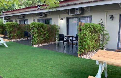 Ashdot Ya'akov Ihud Hotel | Discover Ashdot Yaacov Ichud Kibbutz Country Lodging