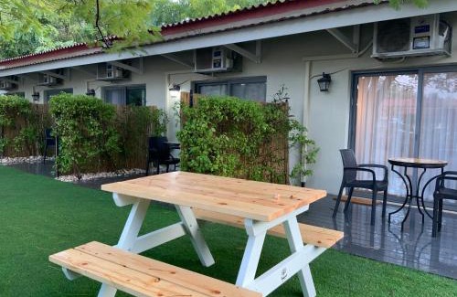 Ashdot Ya'akov Ihud Hotel | Discover Ashdot Yaacov Ichud Kibbutz Country Lodging