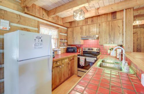 Warrensville House | Ashe County Log Cabin with Mountain Views and Sauna