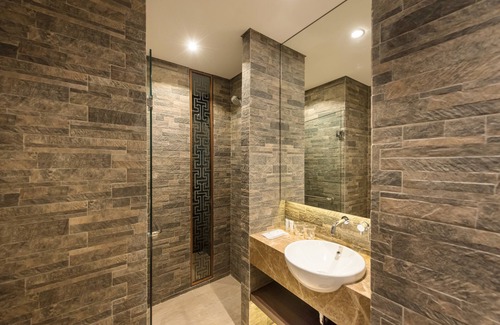 Kebon Sirih Hotel | Elegant Ashley Tang Menteng Jakarta - Guest Rated 9.4/10