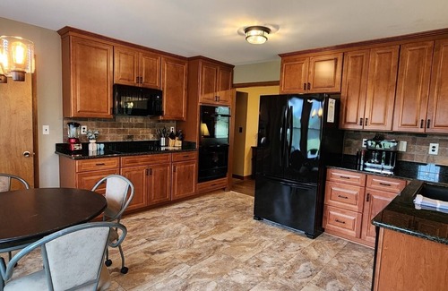 Luray Cabin | Exceptional Ashleyrose on the River with Private Pool & Spa