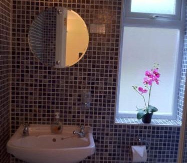 Glasnevin House | Welcoming Ashling House: Family-Friendly with Hot Tub
