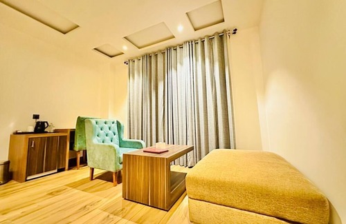 Siddharthanagar Hotel | Impressive Stay at Asian Buddha Hotel with Pool & Spa
