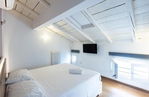 L'antico Ghetto Ebraico Apartment | Discover Asinelli, Bologna: Pet & Child Friendly Retreat