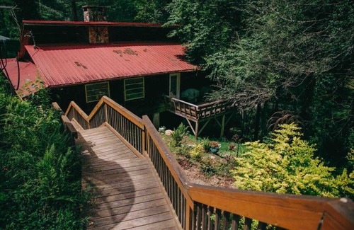 Blue Ridge Cabin | Discover Blue Ridge River House - Adventure Awaits!
