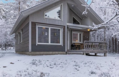 Pyhatunturi House | Relax at Aslakin Helmi by Interhome: Lake View & Spa