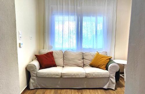 Skidra Apartment | Family-Friendly Asmini Beach Apartments for Memorable Stays