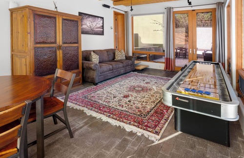 North Hills House | Unforgettable Las Vistas | Family-Friendly Retreat Awaits