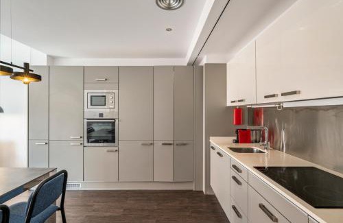Gothic Quarter Apartment | Discover Aspasios Catedral Apartments: Oceanfront Oasis