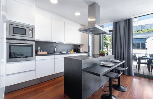 Dreta de l'Eixample Apartment | Explore Paseo de Gracia Bas Apartments in Barcelona