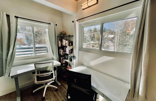 Summit Park Cabin | Unforgettable Views at Aspen Alcove with Private Hot Tub