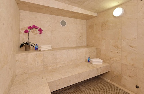 Aspen Condo | Discover Aspen Alps: Studio with Kitchenette & Amenities