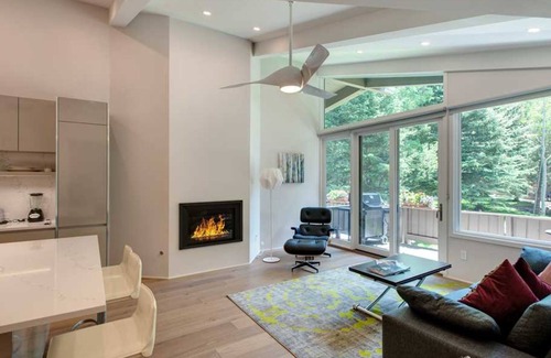 Aspen Condo | Experience Aspen Alps: 4-Star Stay with Spa & Pool