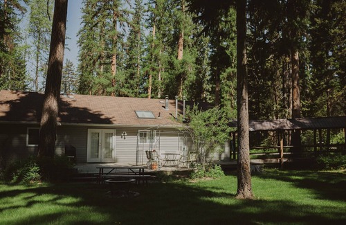 Seeley Lake House | Explore Aspen Cabin at Tamaracks Resort with Lake Views