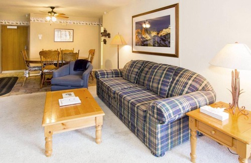 Mammoth Lakes Condo | Aspen Creek #104