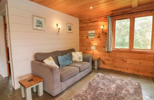 Bridgetown House | Pet-Friendly 4-Star Retreat in Aspen Awaits Your Stay