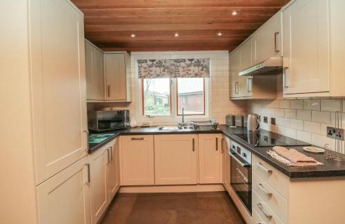 Bridgetown House | Pet-Friendly 4-Star Retreat in Aspen Awaits Your Stay