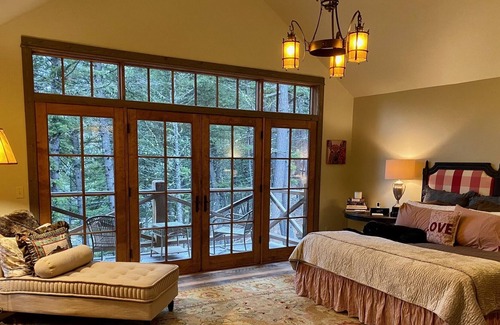 Powell County House | Experience Aspen Hollow: Waterfront Mountain Retreat