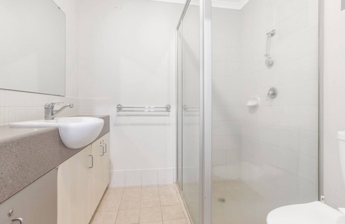 Baynton Hotel | Discover Aspen Karratha Village: Family-Friendly Retreat