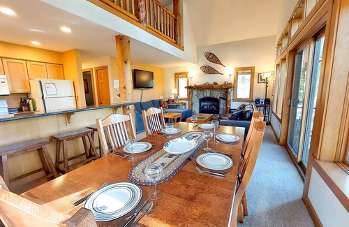 Mazama Cabin | Inviting Aspen Lodge with Family-Friendly Amenities