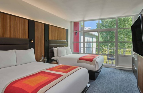 Aspen Hotel | Experience Aspen Meadows Resort: Rated 9/10 with Spa & Pool