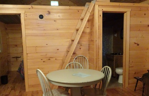 Pittsburg Cabin | Peaceful Getaway in Aspen with Spa & Hot Tub Amenities