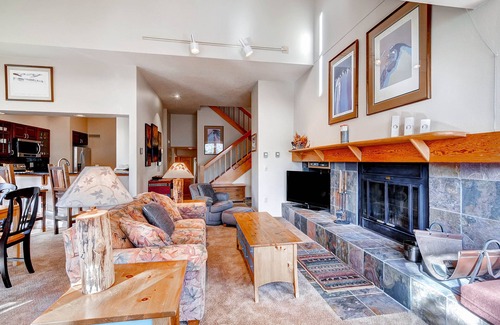 Keystone Apartment | Discover Aspen Ridge Condominiums with Pool & Spa Access