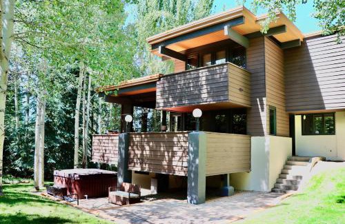 Aspen House | Elegant Aspen West End Sanctuary with Pool & Hot Tub