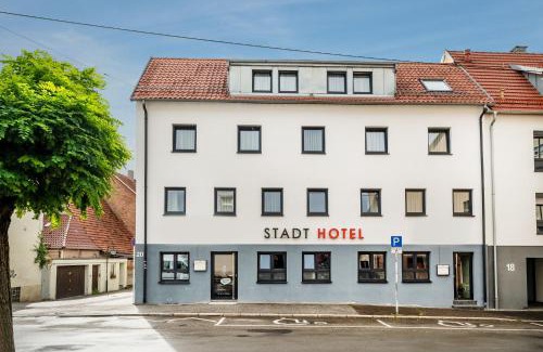 Reutlingen Hotel | Discover Aspire Castillo Reutlingen: Pet-Friendly Haven