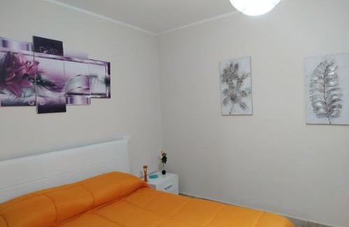 Aspra Apartment | Oceanfront Haven at Aspra al delfino bianco: Rated 9/10